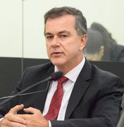 Deputado lamenta reajuste no preço dos combustíveis e critica visita de Bolsonaro