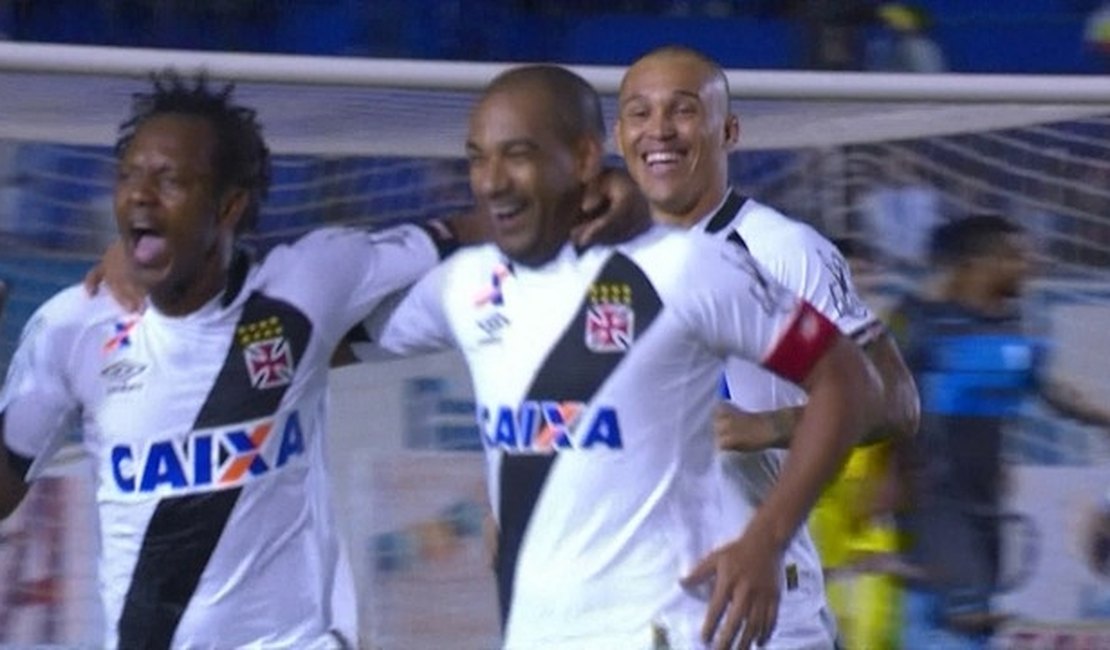 Vasco segue líder, Paysandu embala, Bahia perde e CRB sai do G4