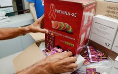 Preservativos podem ser obtidos gratuitamentete nos postos de saúde e em pontos espalhados pela cidade, a exemplo dos bares da orla marítima de Maceió