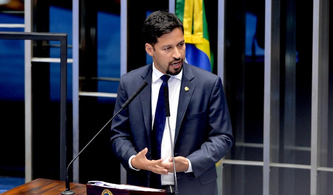 Rodrigo Cunha lidera corrida pré-eleitoral para governo de Alagoas em um dos cenários traçados pelo Paraná Pesquisa