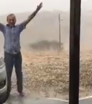 [Vídeo] Veja o que pecuarista fez após um ano sem chuva no Sertão de Alagoas