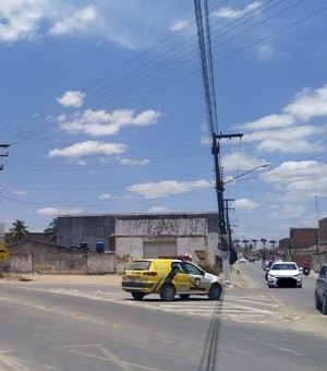 Quadrilha rouba R$ 2 mil e três celulares no bairro Boa Vista, em Arapiraca