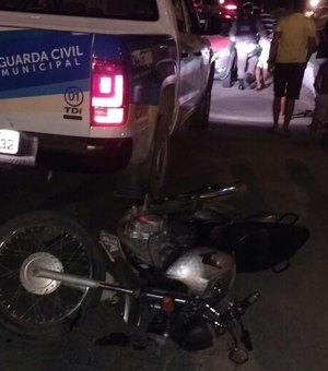 Motociclista alcoolizado colide contra viatura de guarda municipal no Agreste 