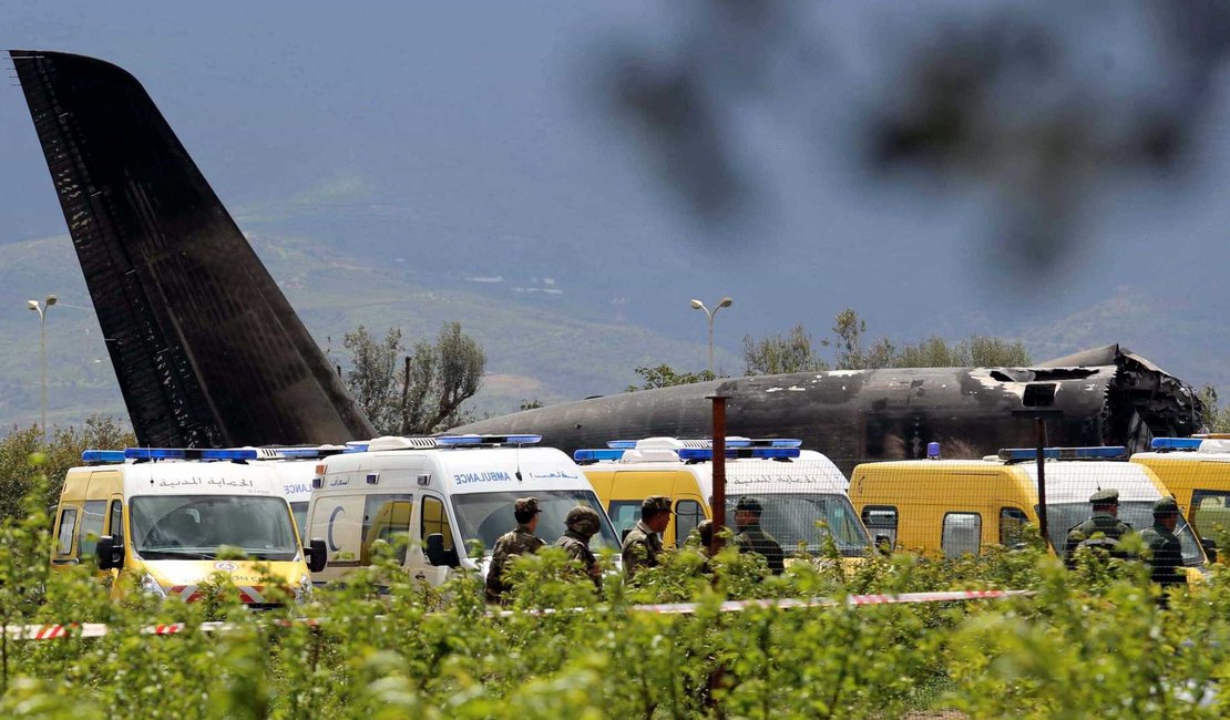 Chega a 257 o número de mortos em queda de avião na Argélia