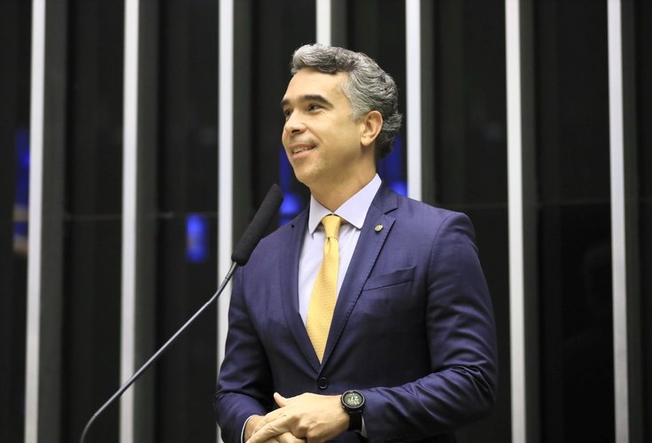 Pupilo do MDB, Rafael Brito agradece o apoio de Renan Filho à sua candidatura a prefeito de Maceió