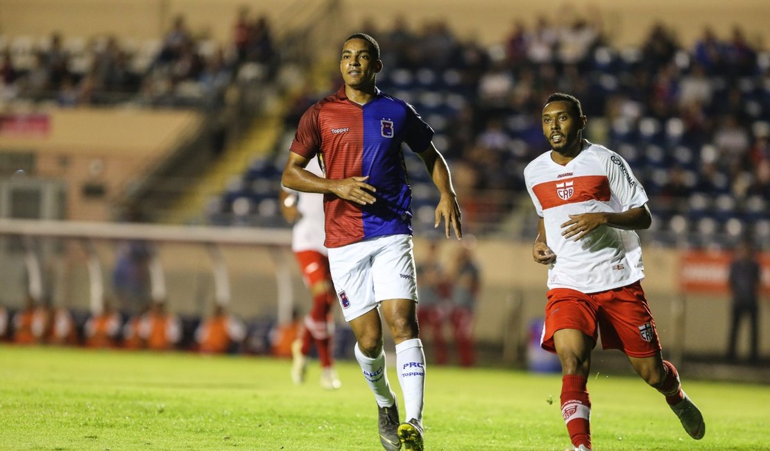 CRB joga mal e perde invencibilidade para o Paraná