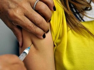 Governo libera R$ 19 milhões para vacinação contra febre amarela em 5 estados
