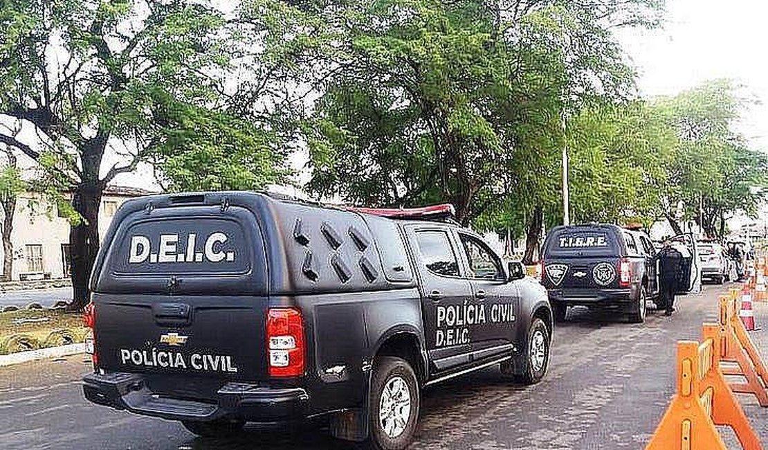 DEIC de Alagoas prende na Bahia dupla especializada em arrombamento de bancos