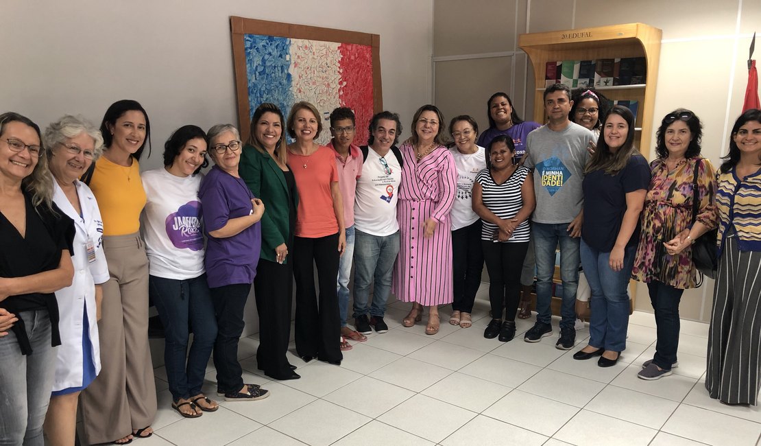 Tereza Nelma destina emenda para prevenção e combate à hanseníase em Alagoas