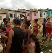Prefeitura de Feira Grande quer entregar casas “aos verdadeiros donos” em 2018