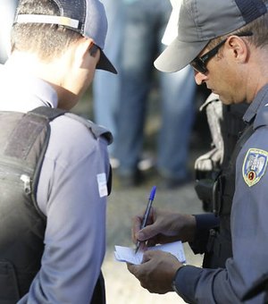 Comandantes controlam com cadernos a atividade de policiais no ES