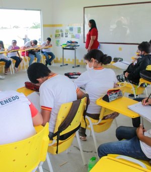 Prefeitura de Penedo supera meta do IDEB para turmas dos anos finais do ensino fundamental