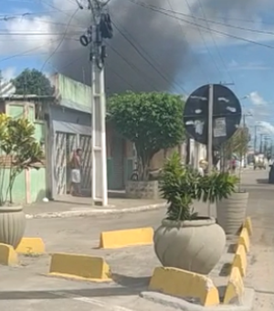 Casa pega fogo na cidade de Teotônio Vilela nesta sexta-feira (24)