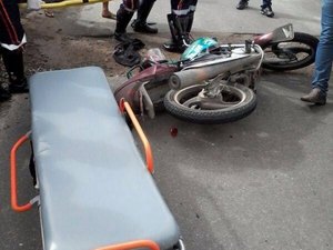 Acidente deixa moto taxista gravemente ferido na AL- 220