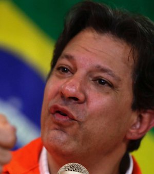 'A fim de prejudicar', diz TSE sobre propaganda de PT contra Bolsonaro