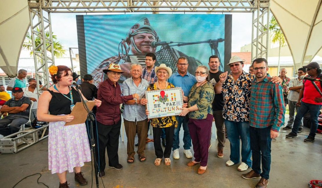 Prefeitura reúne gerações de sanfoneiros e homenageia Mestres da Cultura Popular em Edição do “Cultura na Praça'