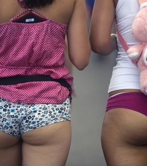 Cidade celebra 'dia sem calças' na Colômbia