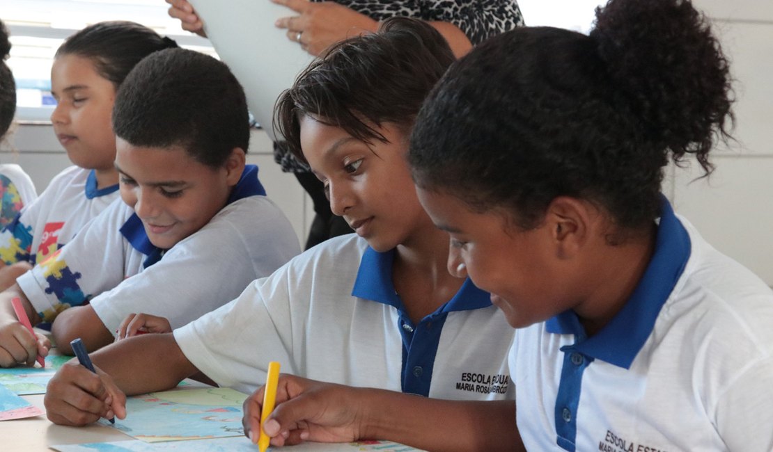 Novo Referencial Curricular de AL garante desenvolvimento da criança de forma integral