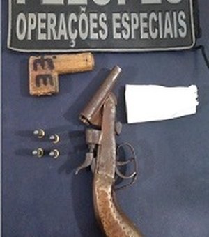 Adolescente é apreendido com arma de fogo em Joaquim Gomes