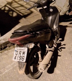 Moto roubada com placa de Arapiraca é apreendida em Coruripe