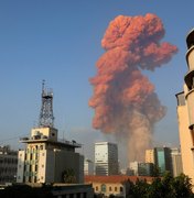 Grande explosão atinge área portuária de Beirute; governo cita 'alto número de feridos'