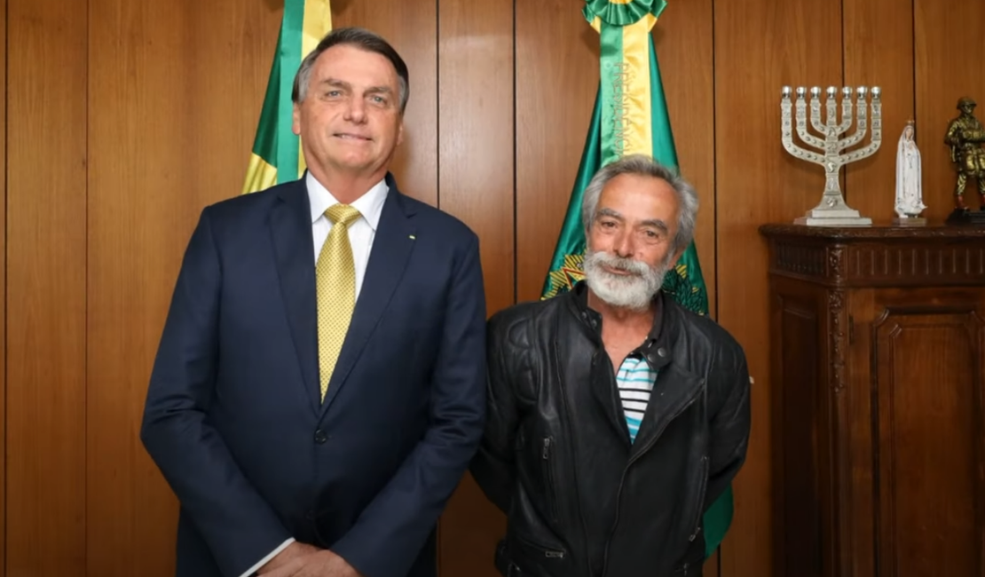 Alagoano percorre mais de 2 mil quilômetros em moto cinquentinha para encontrar Bolsonaro em Brasília