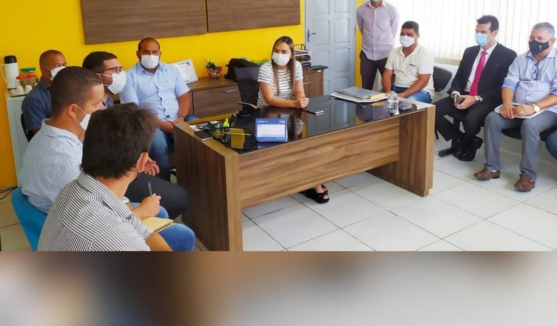 Prefeitura e Casal discutem melhorias no abastecimento de água em São Luís do Quitunde