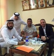 Zé Carlos assina contrato com clube dos Emirados Árabes