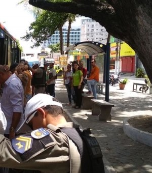Cai número de assaltos a coletivos em Maceió  