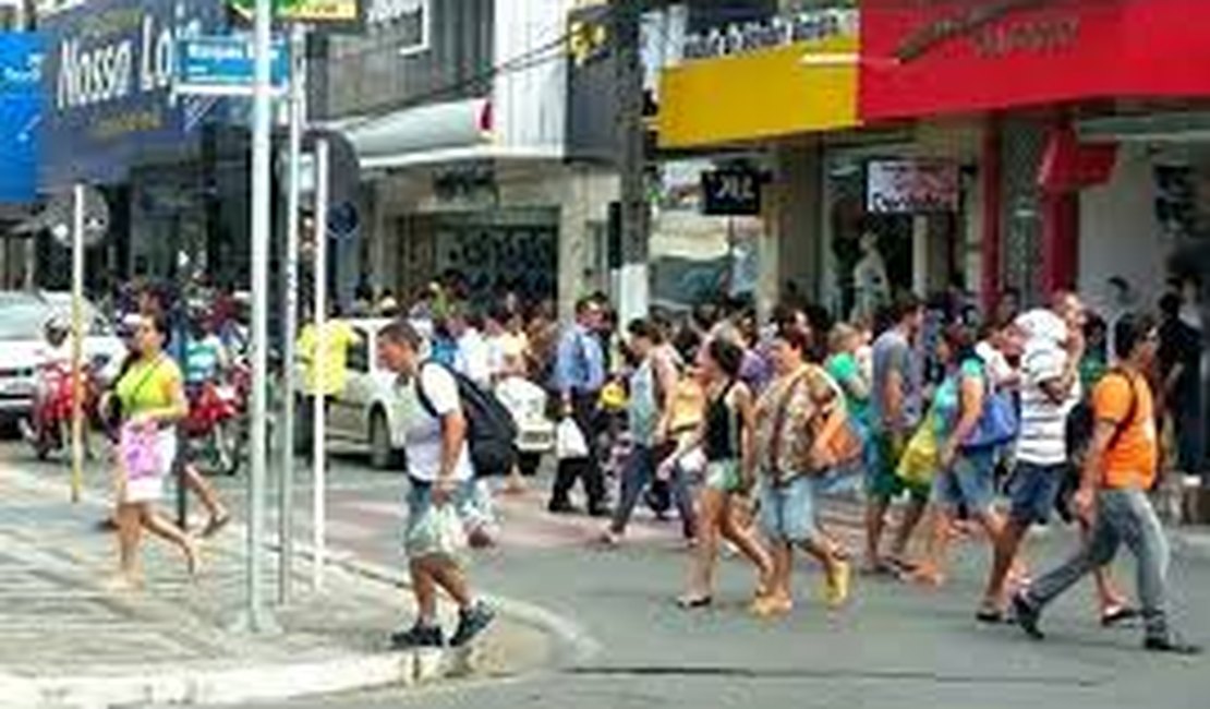Fique atento: shopping e bancos funcionam em horário especial nesta terça em Arapiraca
