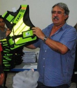 Prefeitura de Arapiraca vai entregar mais 39 coletes a mototaxistas
