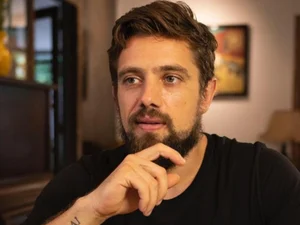 Após polêmicas, Rafael Cardoso planeja abandonar carreira de ator