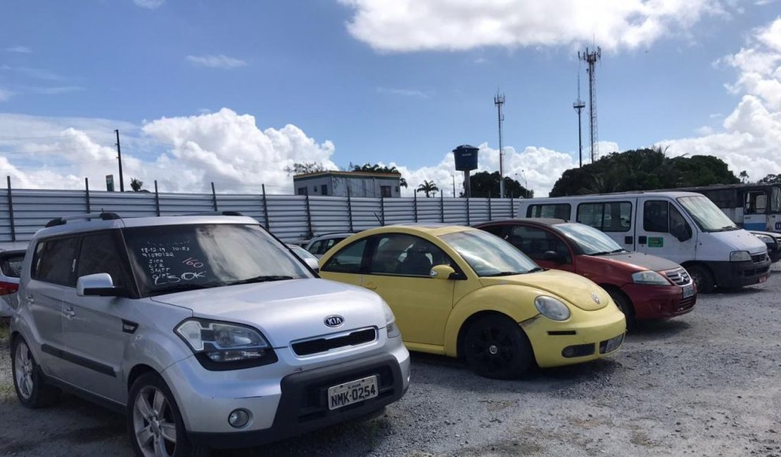 Detran Alagoas leiloa quase 400 veículos nesta terça-feira (25)