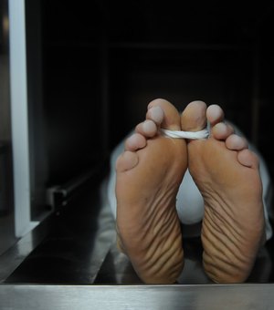 Homem com tornozeleira eletrônica é encontrado morto em residência do Tabuleiro