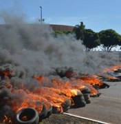 Projeto de Lei da deputada Jó Pereira proíbe queima de pneus em manifestações