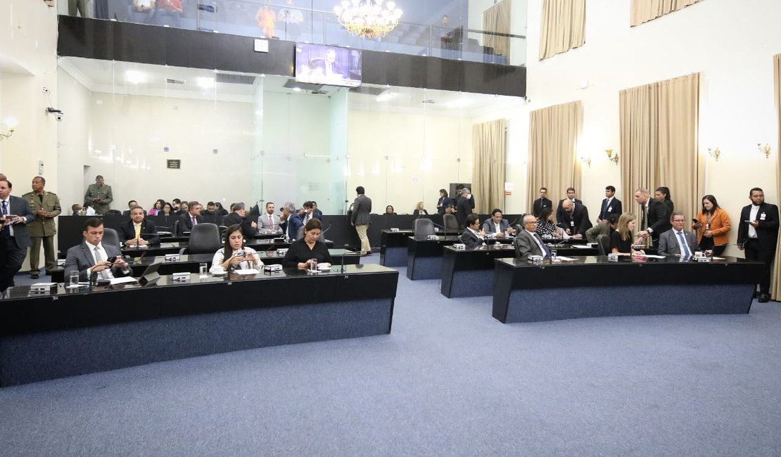 Deputados Estaduais analisam reajuste salarial de 4,62% para o Poder Judiciário