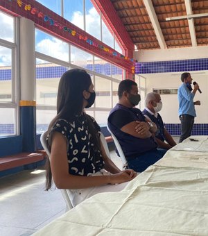 [Vídeo] Prefeitura de Lagoa da Canoa e feirantes debatem novo plano de combate à pandemia