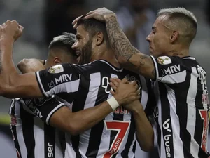Casagrande diz que clube brasileiro é favorito à final da Libertadores: 'Mais time e melhor momento'