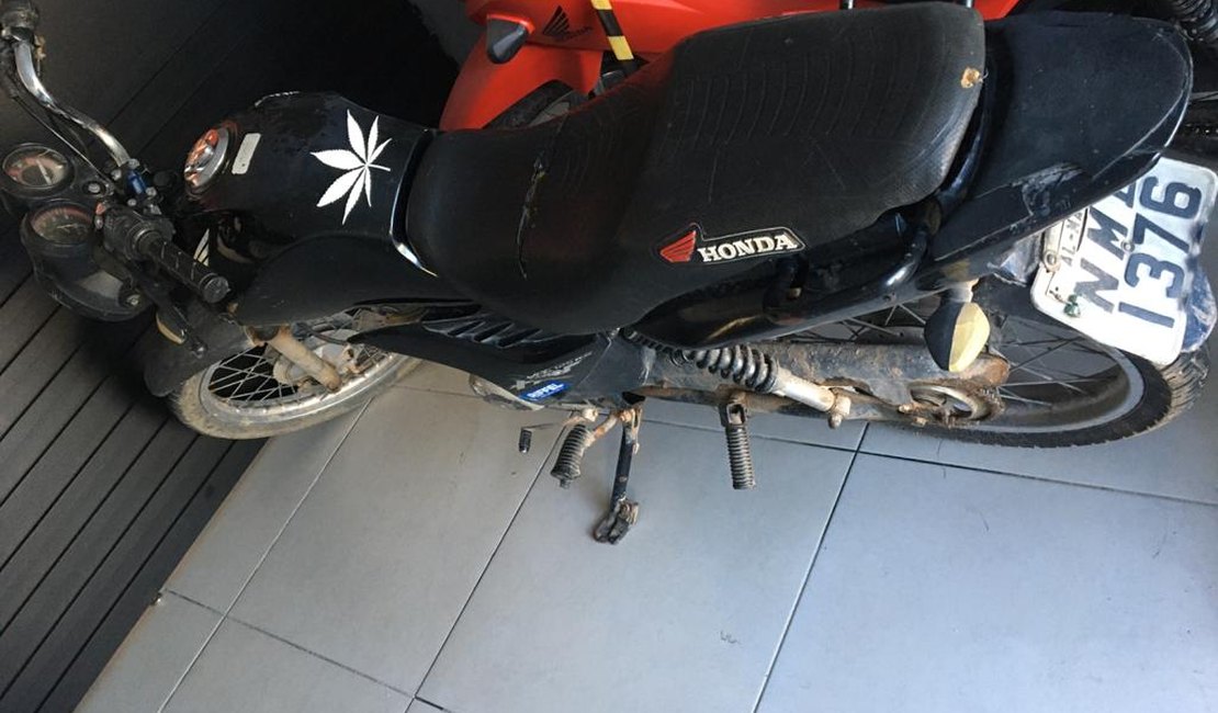 Veículo roubado é recuperado pela polícia em São Luís do Quitunde