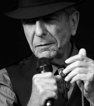 Cantor Leonard Cohen morre aos 82 anos, em Los Angeles