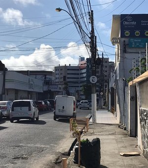 Falta de energia deixa semáforos apagados no bairro do Farol