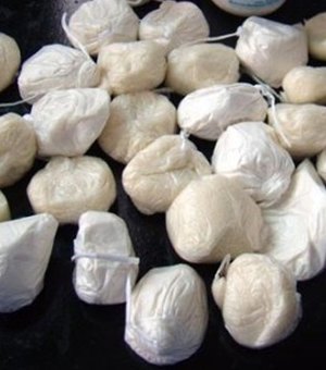 Casal é preso com 3,6 kg de cocaína em transporte coletivo