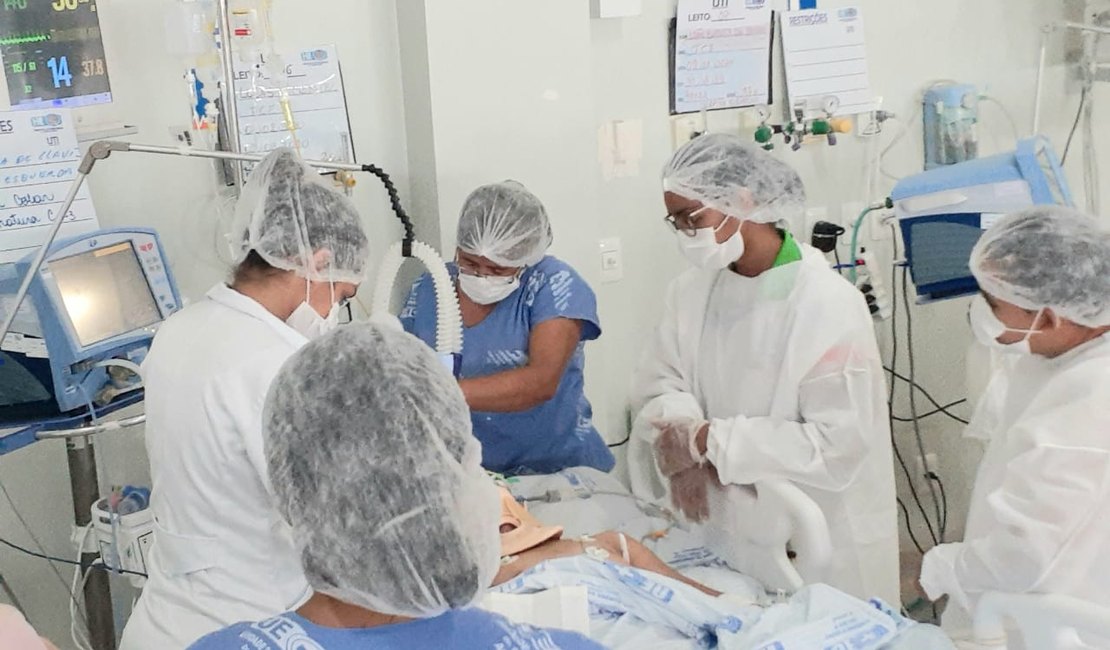Arapiraca e Santana do Ipanema estão com UTIs lotadas de pacientes com Covid-19
