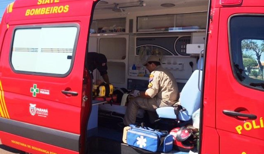 Colisão entre carro e ônibus deixa mulher ferida no bairro do Farol
