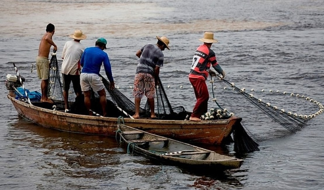 Alagoas concede isenção de ICMS do óleo diesel para embarcações pesqueiras