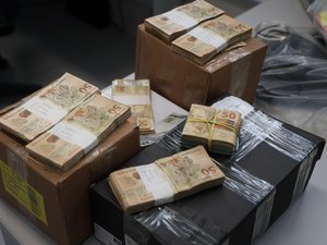 Operação prende grupo suspeito de movimentar ﻿R$ 243 mi em fraudes públicas
