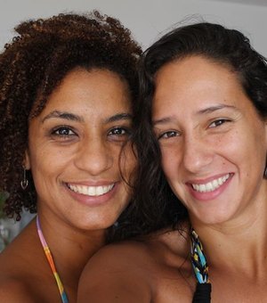 Viúva de Marielle defende afeto como forma de luta LGBTI