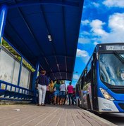 Linhas de ônibus ganham reforço no Maceió Verão