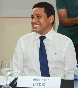 Vereador Júlio Cezar deixa o PSDB e vai para o PSB