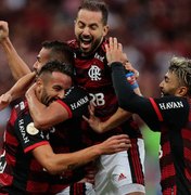Com direito a golaço de Isla, Flamengo vence o São Paulo